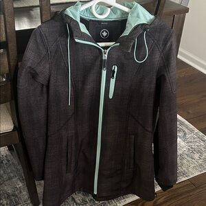 NWOT Halifax Women’s Dark Gray Rain Jacket with Mint Trim